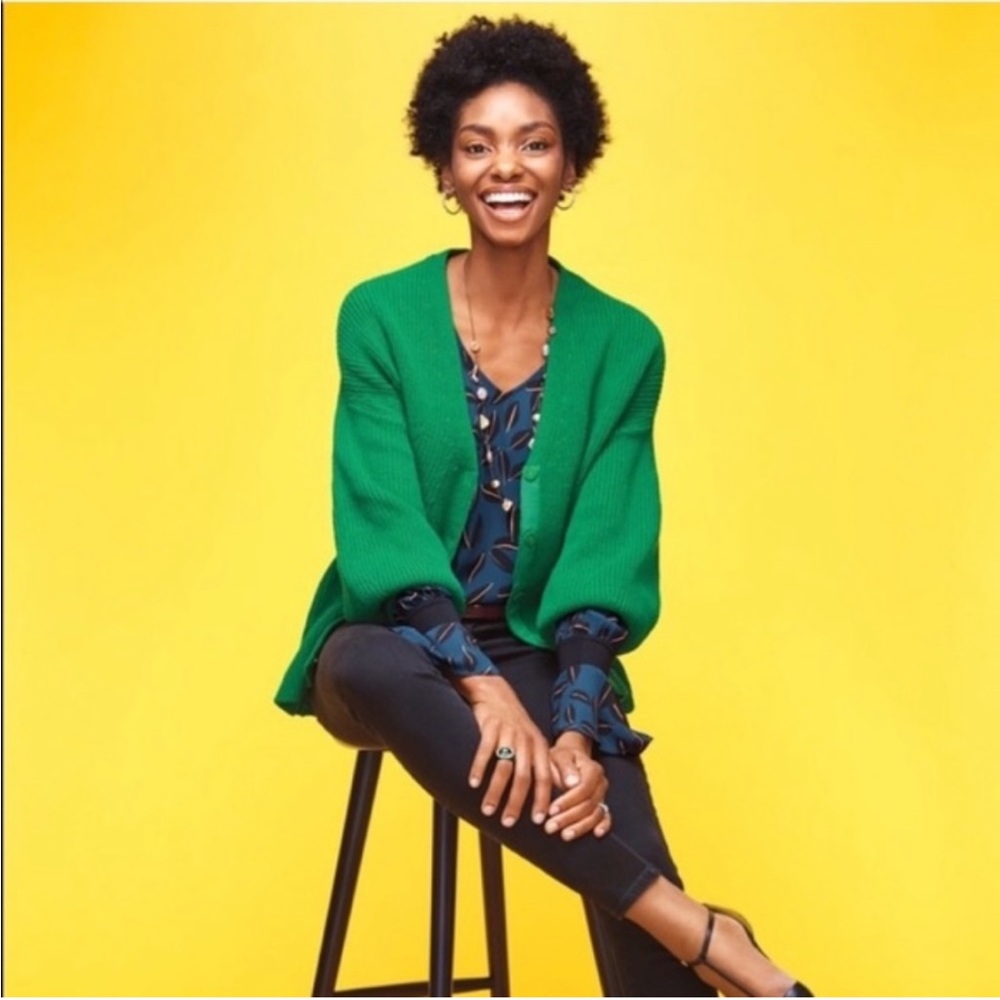 Cabi Lucky Balloon Sleeve Button-Up Cardigan Chunky Knit Sweater Kelly Green L - Picture 2 of 11